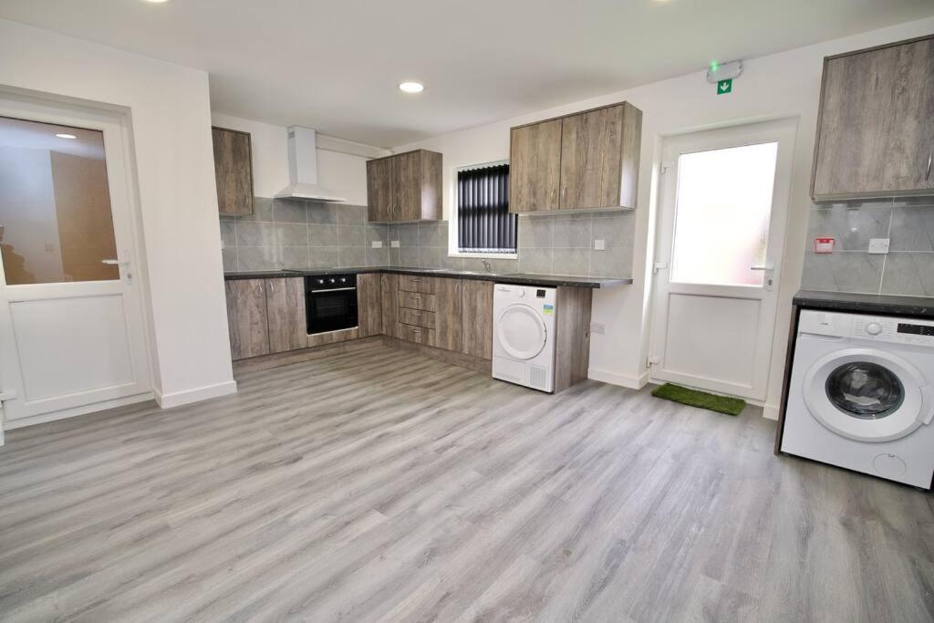 Matlock Studio 2 - Coventry Exteriér fotografie